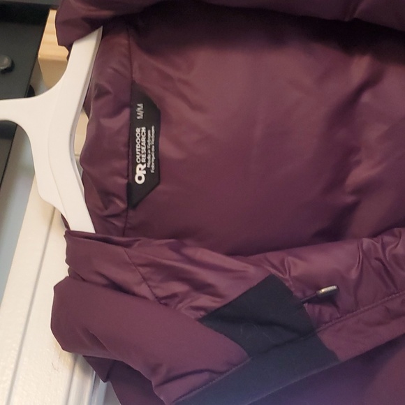 NWT Outdoor Research Coze Hooded Down Vest - Picture 5 of 10